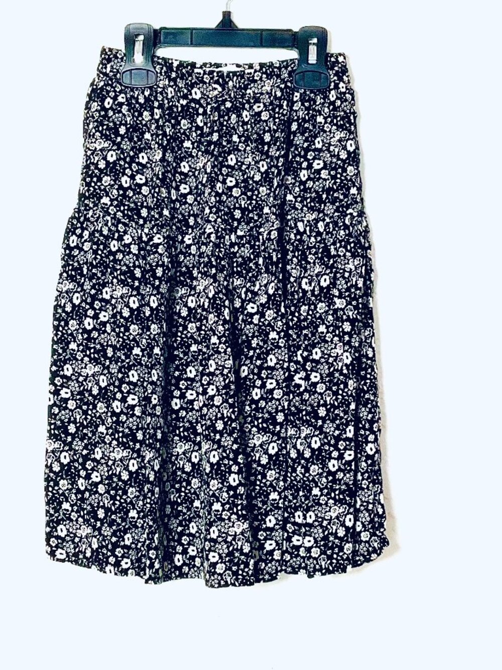 ZARA Black & White Viscose Tiered Floral Midi Skirt Sz 7